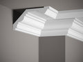 Corniche de plafond décorative en polyuréthane — 200 × 224 × 116 mm (réf. ARK-COR347)