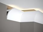 Corniche d'éclairage indirect LED en polyuréthane — 200 × 95 × 123 mm (réf. ARK-COR015)