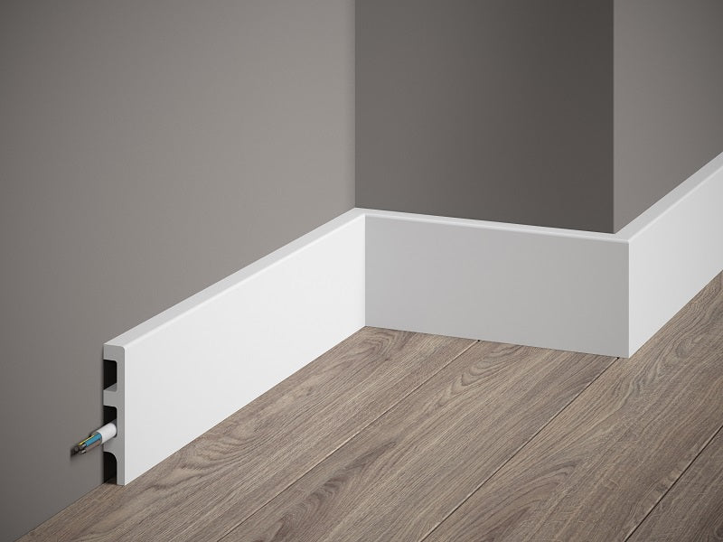 Plinthe décorative en polyuréthane — hauteur 80 mm (réf. ARK-PLI009)
