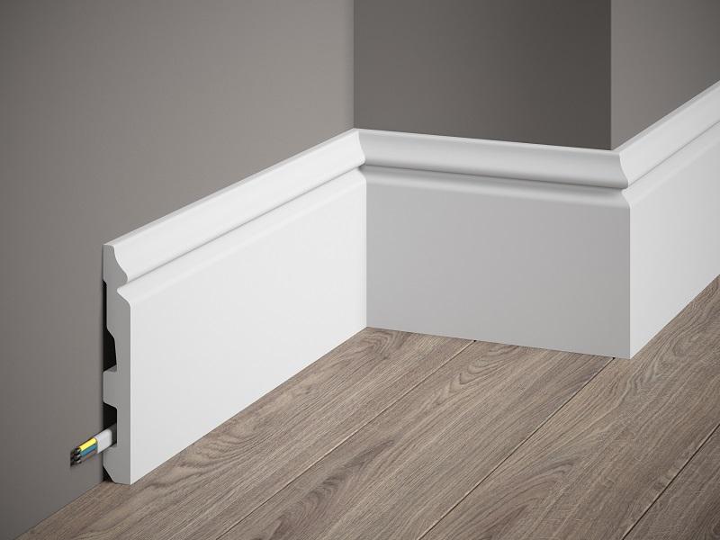 Plinthe décorative en polyuréthane — hauteur 137 mm (réf. ARK-PLI035)