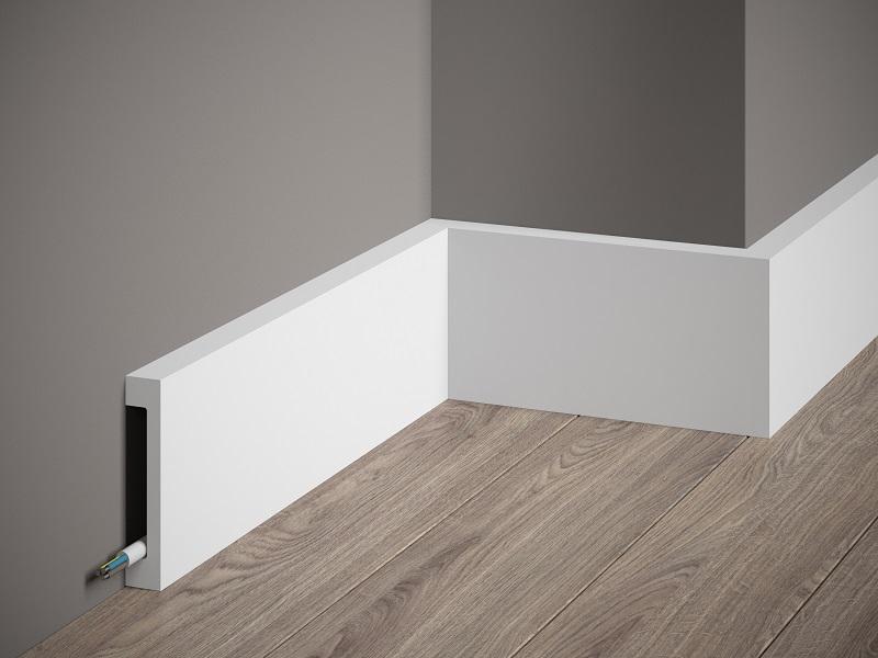 Plinthe décorative en polyuréthane — hauteur 100 mm (réf. ARK-PLI026)