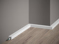 Plinthe décorative en polyuréthane — hauteur 20 mm (réf. ARK-PLI007)